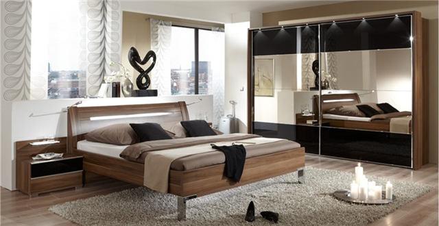 "卧室家具市场增长主要来自定制家具以及低端市场产品销售额的增长
